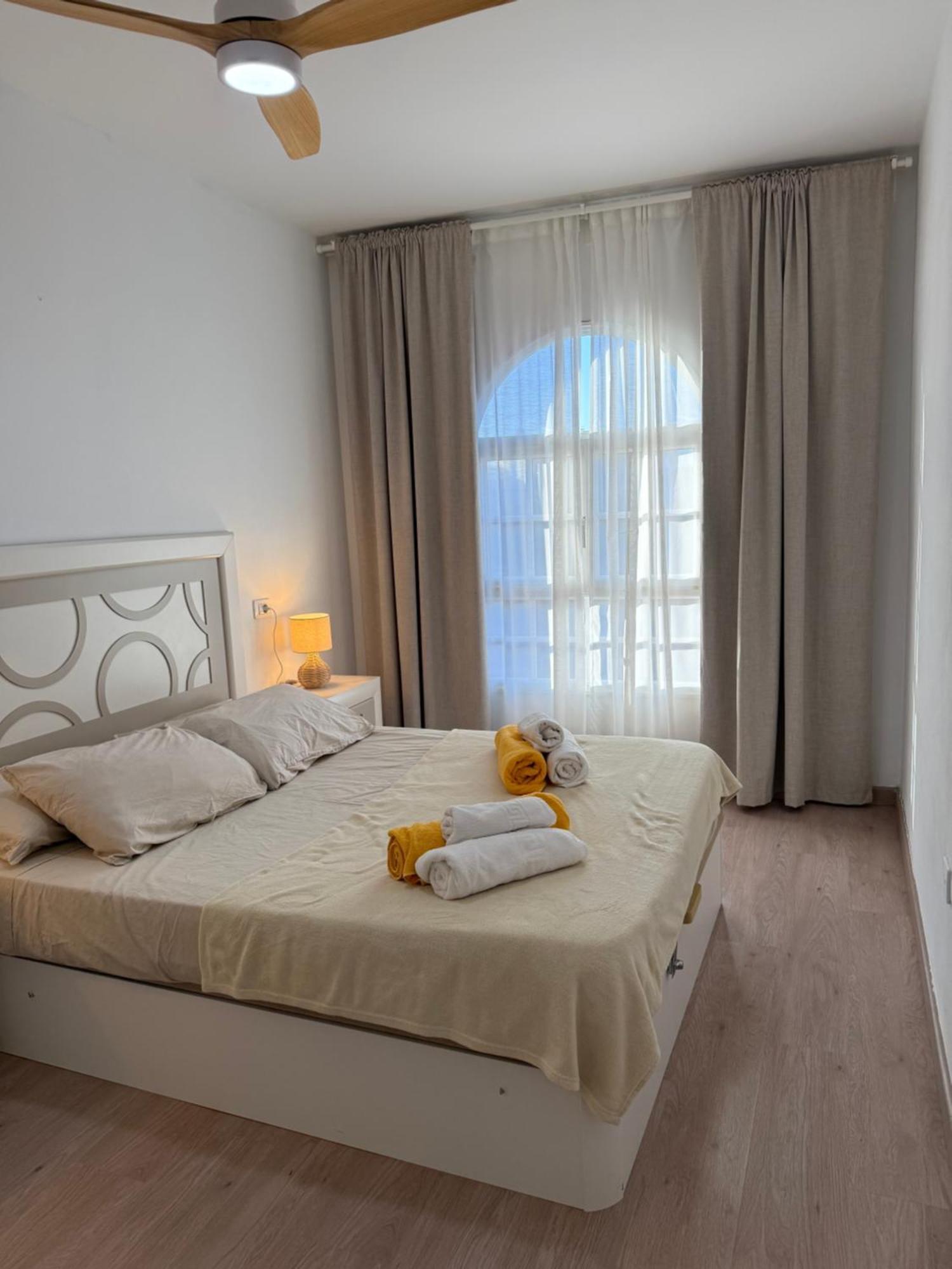 Seaside Paradise - 2 Bedroom Apartment With Ocean Views & Air Conditioning In Playa San Juan Exteriér fotografie